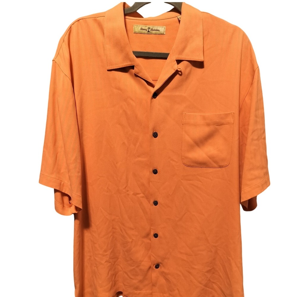 Tommy Bahama Men's Salmon color 100% Silk Short Sleeve Button‎ Up Shirt Large